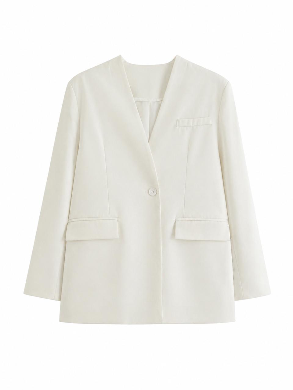 The Gallery Suit